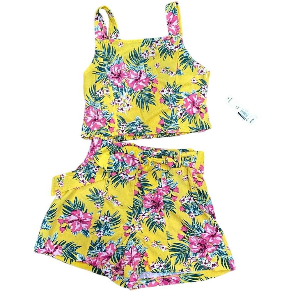 NEW WITH TAGS No Boundaries 2-Piece Shorts Outfit Tropical Print Bright Yellow